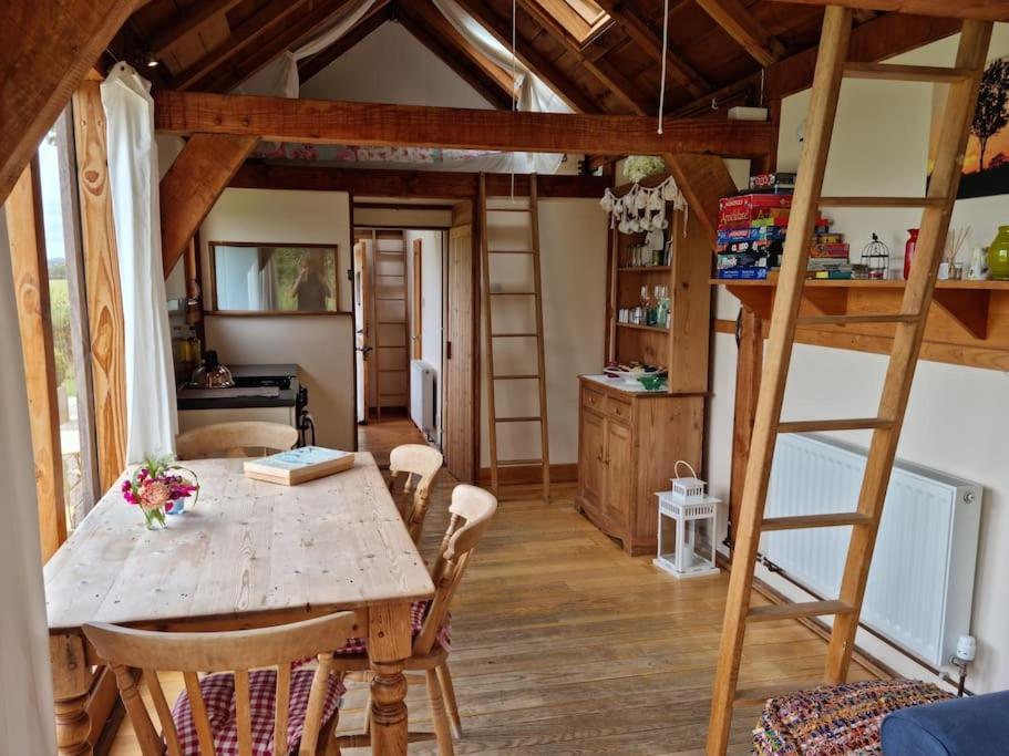 Log Cabin At The Old Summer Dairy Glastonbury Somerton  Exteriör bild